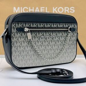Michael Kors Jet Set Large Ombré Signature Logo East West Crossbody Body
Black